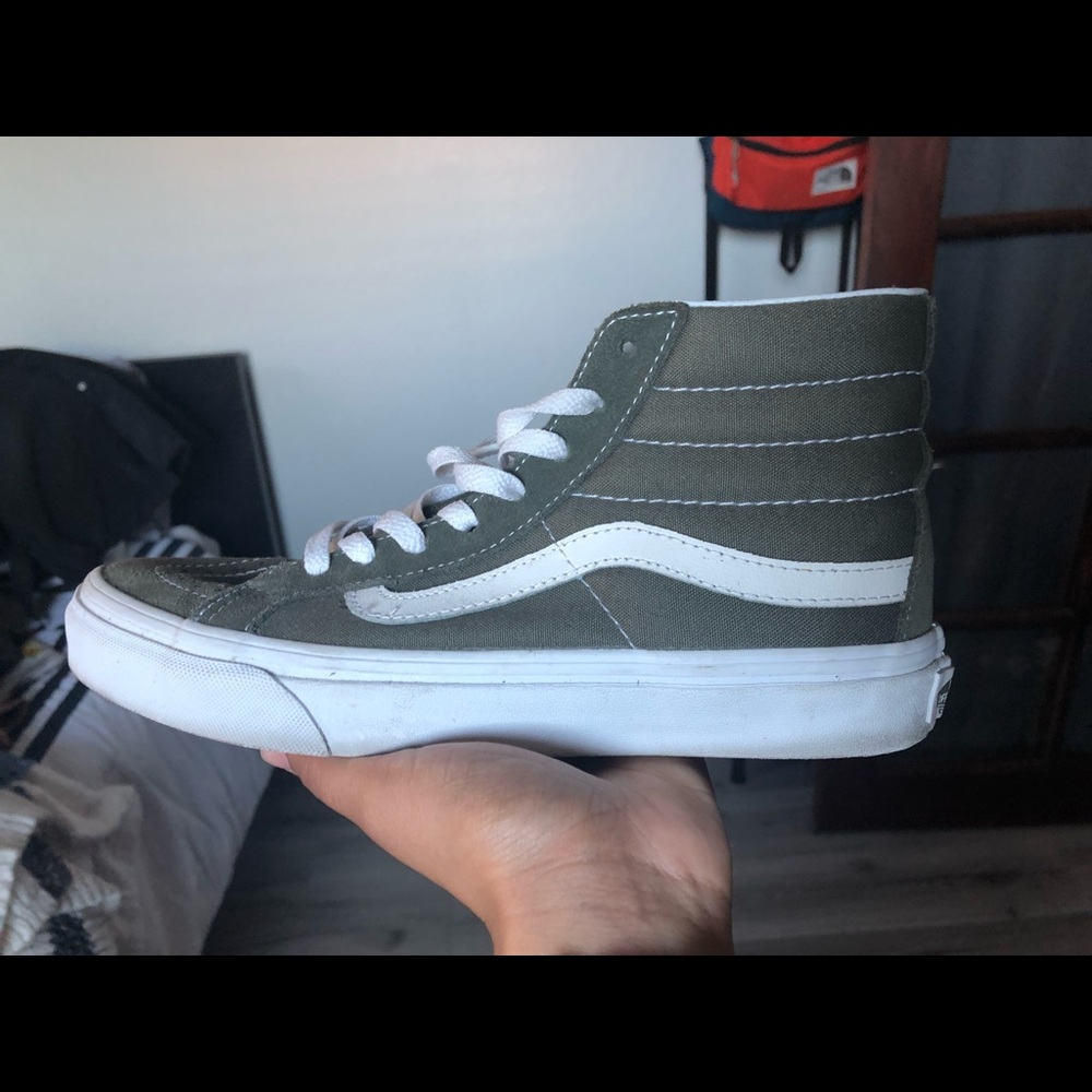 Vans - Picture 3 of 4